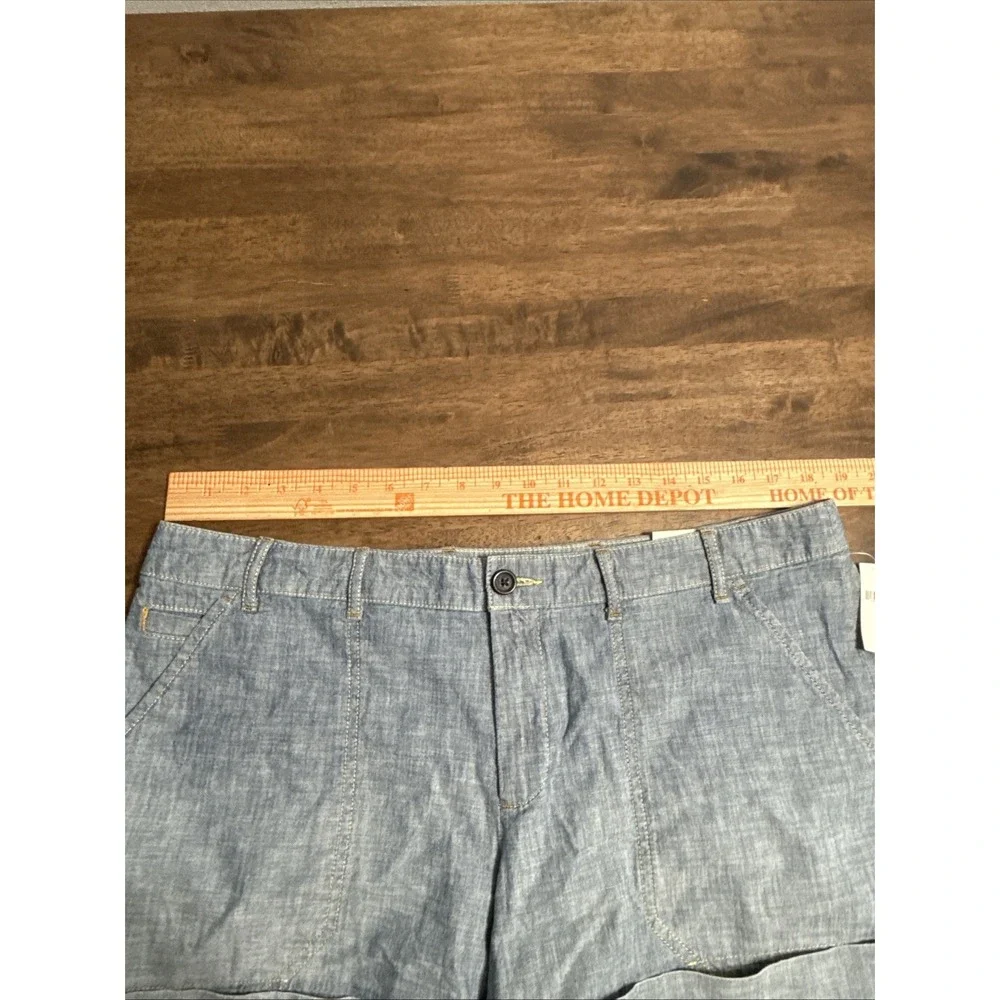 Gap Women's Cuffed Shorts in Chambray Cotton Sz 14 NWT NEW